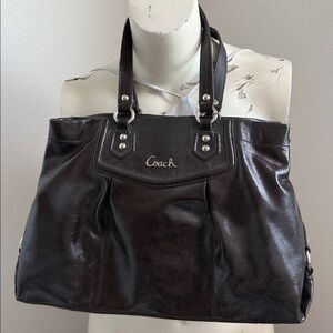 Coach Womens Brown and Tan silk Interior lining some wear visible